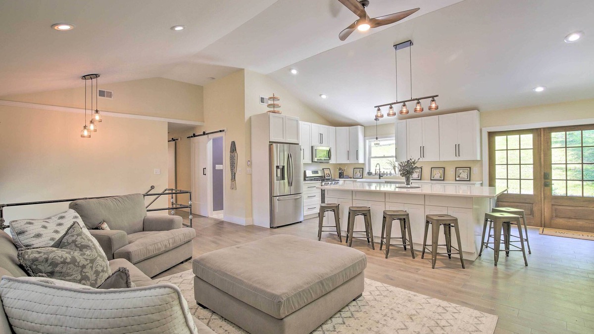 Town of East Fishkill House | Modern NY Home w/Views By Hudson Valley Hiking!