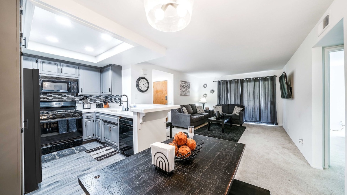 Laguna Niguel Condo | Modern OC Condo | Mins to Laguna Beach | Pool-Spa