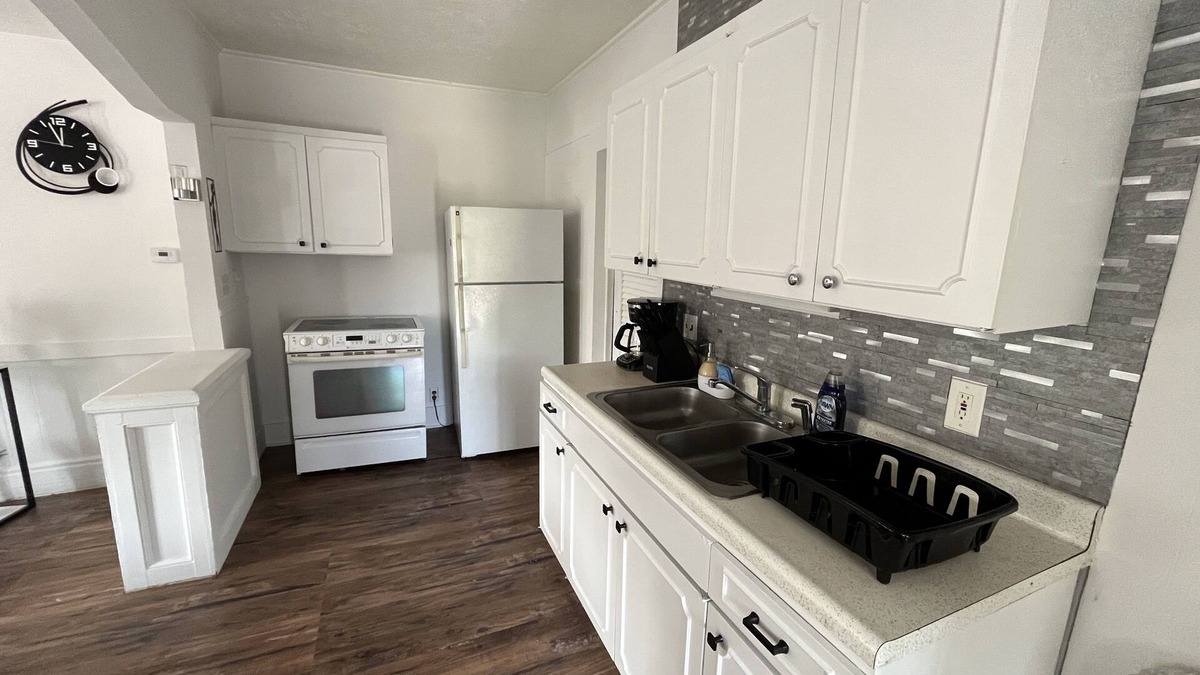 Biddeford Apartment | Modern One-bedroom apartment in downtown Biddeford