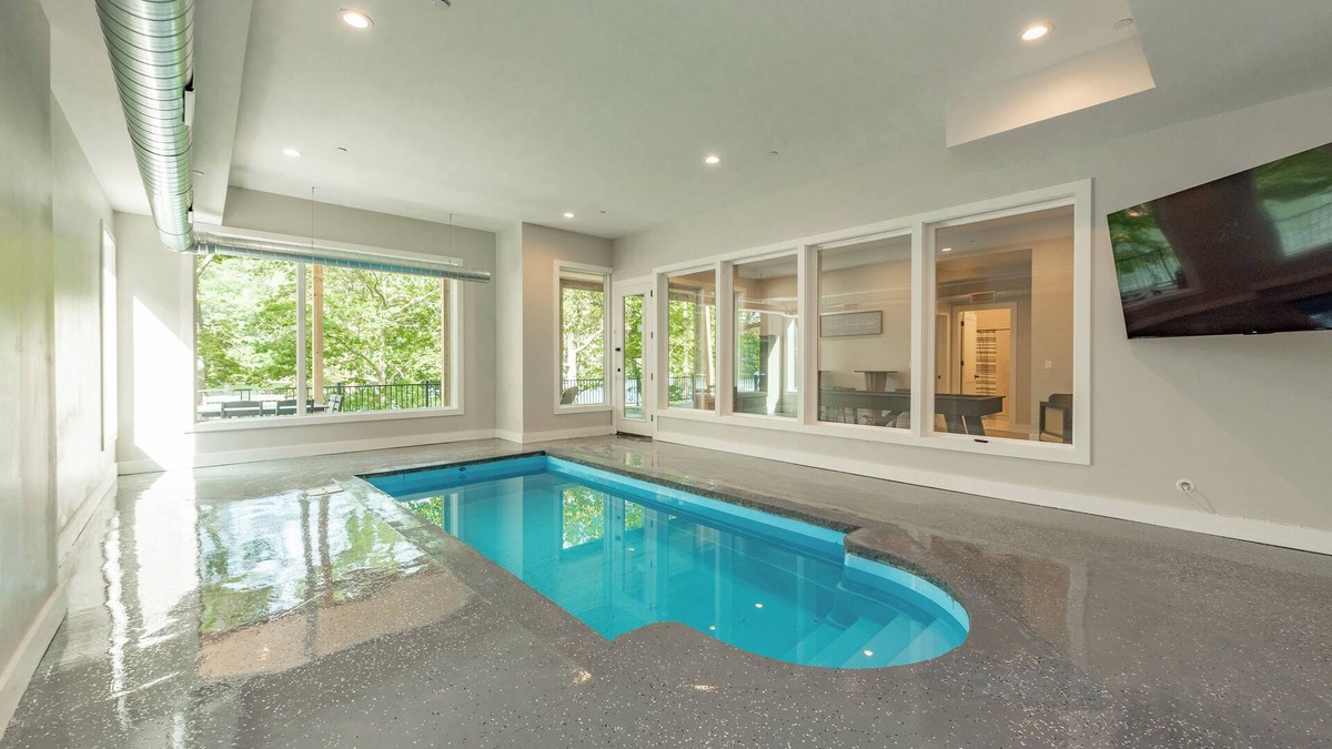 McHenry House | Modern Pet Friendly Lakefront Retreat w/Pool