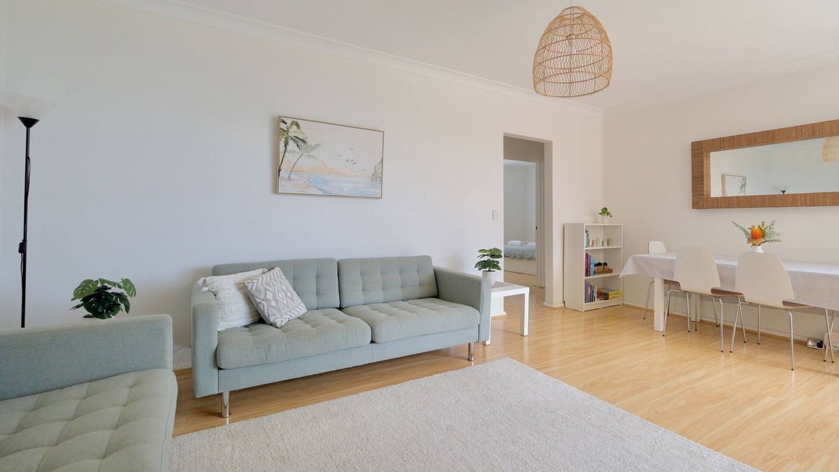 Coogee Apartment | Modern Poolside Coogee Beach Sanctuary