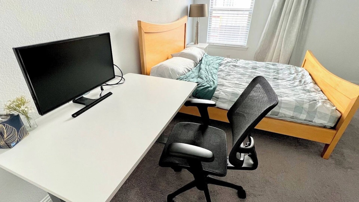 Katy House | Modern, pristine house with central AC, workstation, and washer dryer in unit