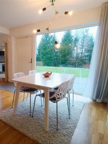 Floda Apartment | Modern, private & fully equipped for 3 & 2 children, near forest, with kitchen washer, pets friendly
