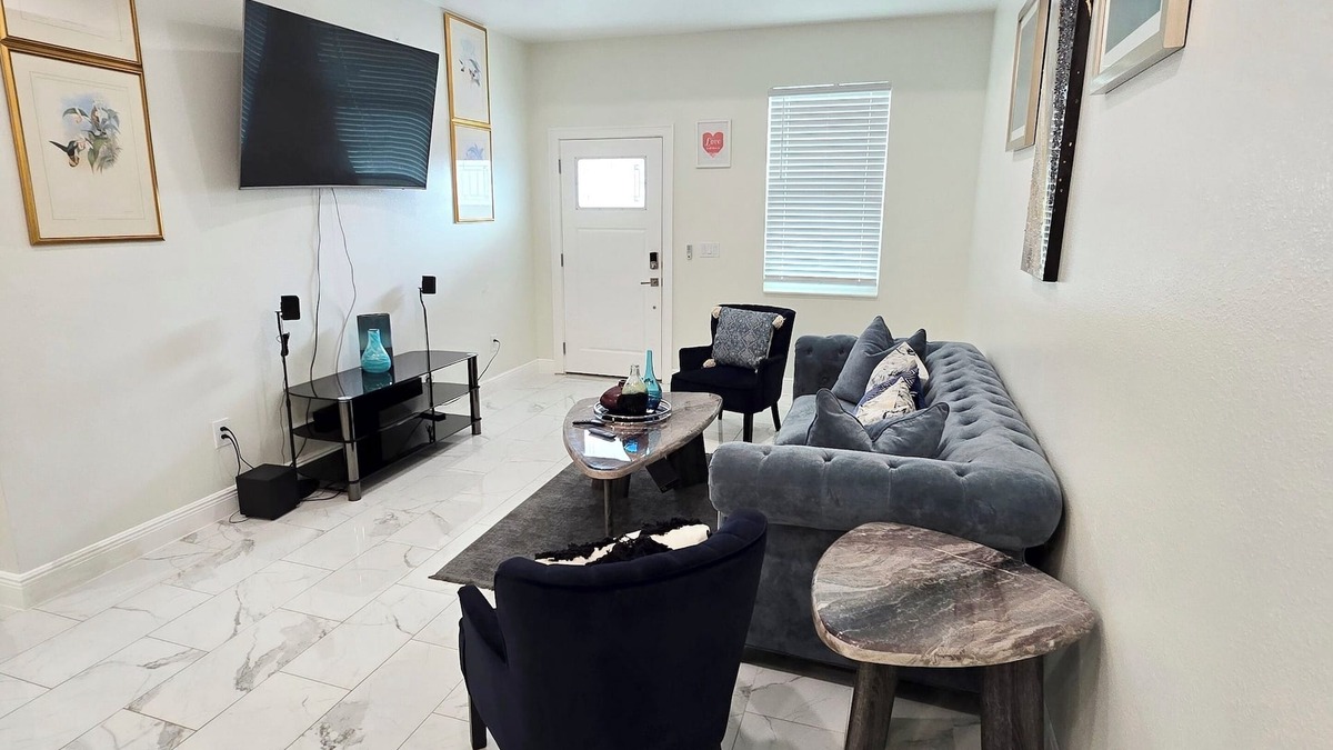 East Tampa House | Modern Private Tampa Bay Retreat Near Downtown!