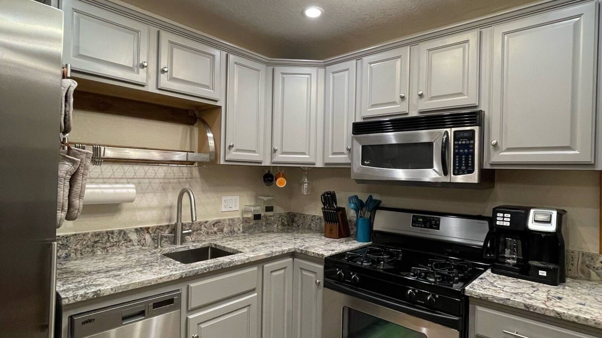 Tahoe Valley Cottage | Modern Private Cottage with Luxury Amenities