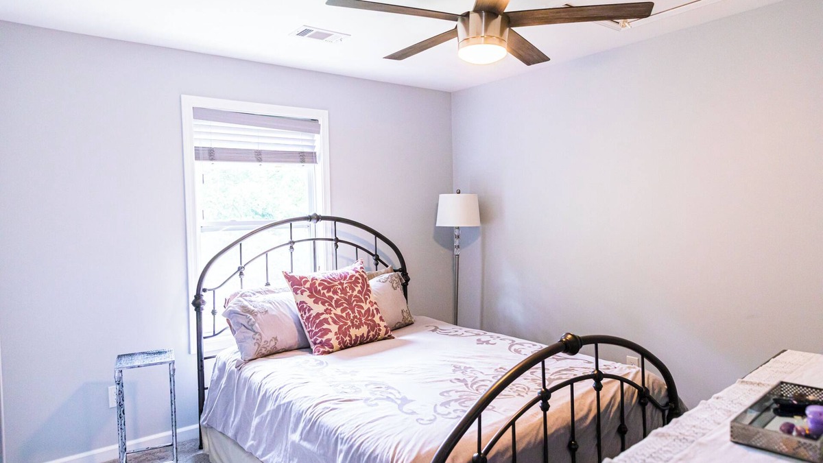 Atlanta House | Modern Retreat in West Midtown - Spacious 3BR Home with Large Deck & Yard