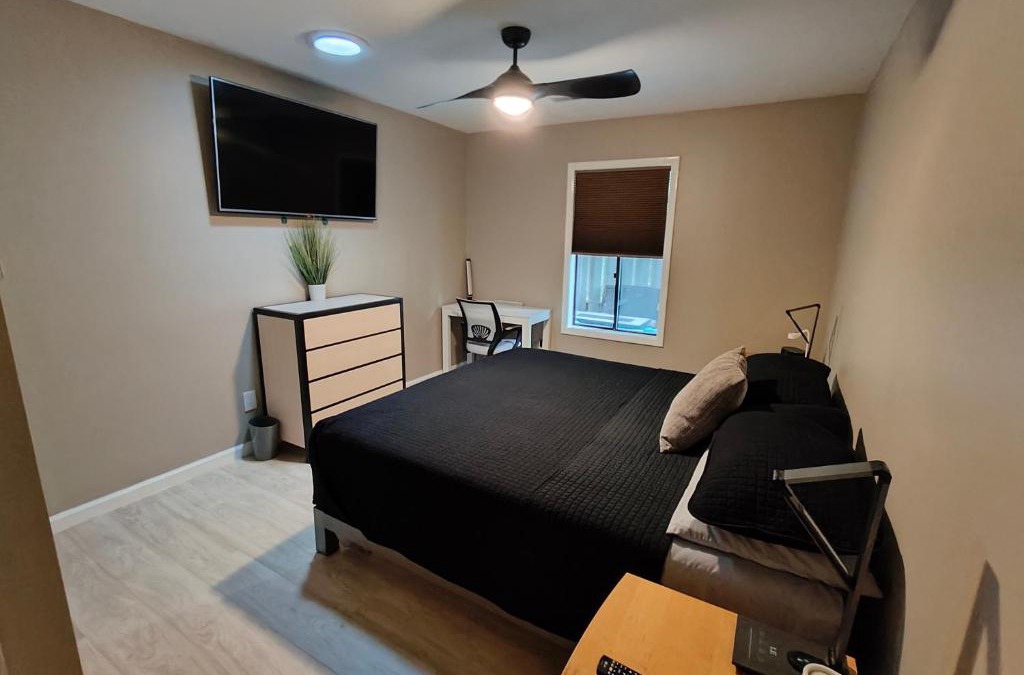 High Point Hotel | Modern/Retro Condo