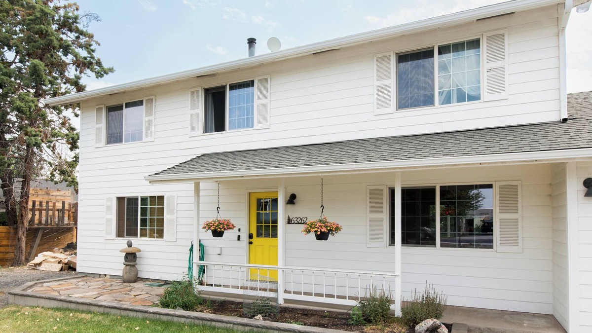 Boyd Acres House | Modern Rustic 4BR Farmhouse