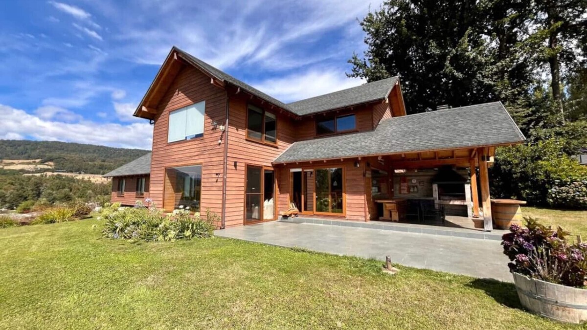 Panguipulli House | Modern Rustic House Playa El Monje | Laundry Wifi