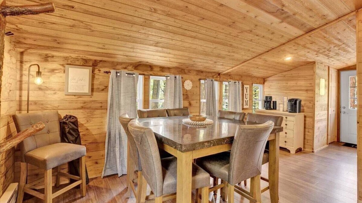 Gouldsboro Cabin | Modern Rustic Pocono Cabin at Big Bass Lake