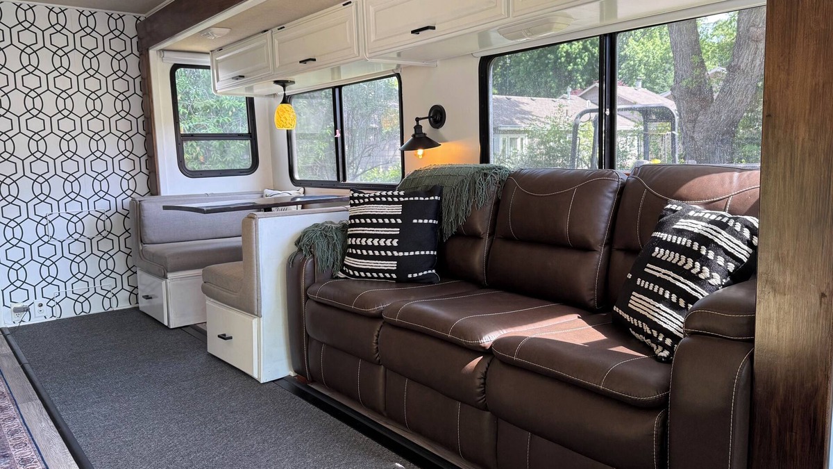 Spokane House | Modern RV on a serene, adventure filled property with AC, WiFi