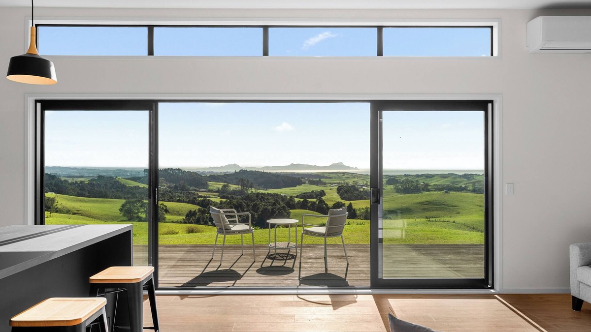 Waipu House | Modern Sanctuary - Waipu Holiday Home