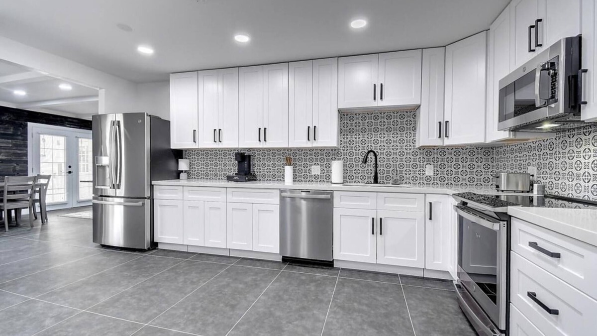 Security Acres House | Modern Scottsdale Escape