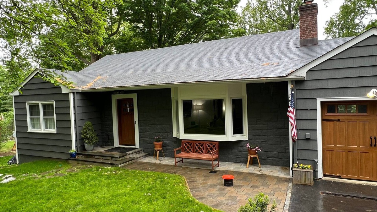 Ardsley House | Modern & Spacious 3-Bedroom Home Family-Friendly Fireplace Patio & BBQ