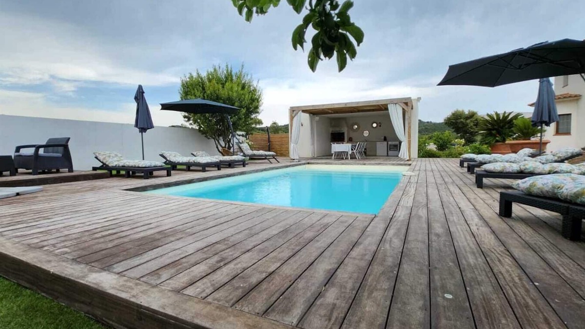 Lecci House | Modern, spacious and pleasant villa.