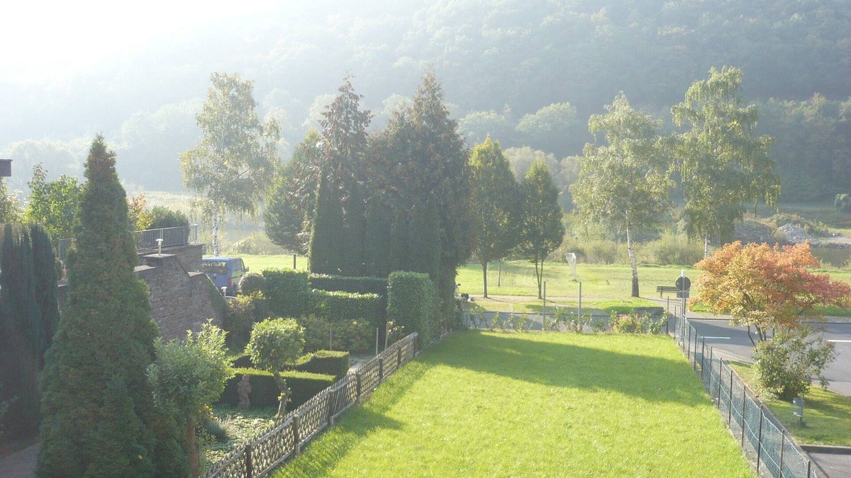 Valwig Apartment | Modern, spacious, comfortable apartment with a fantastic view of the Moselle, gr. balcony