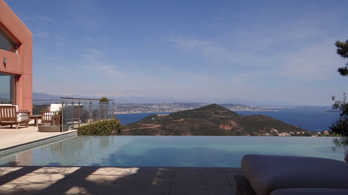 Espero-Pax Villa | Modern Spacious 4 Ensuite Bedroom Villa with spectacular views