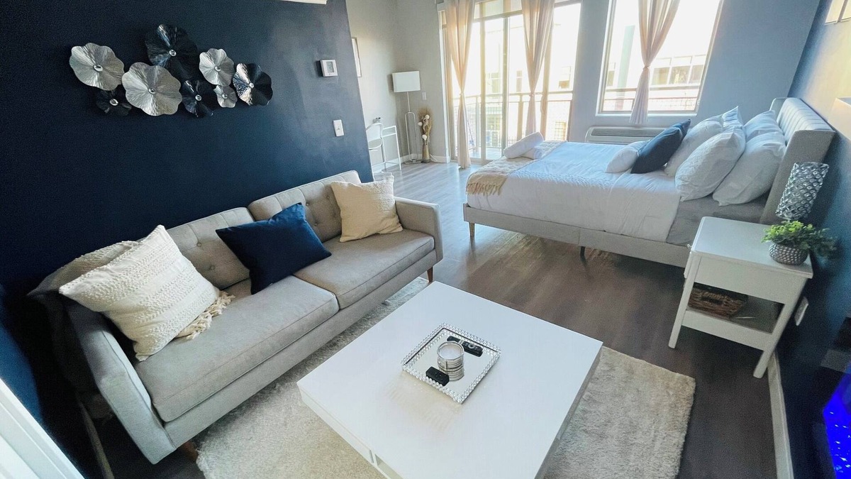 Union Park Apartment | Modern Spacious Studio Apartment