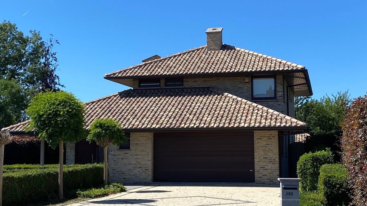 Eernegem Villa | Modern Spanish Hacienda - 10km from the coast