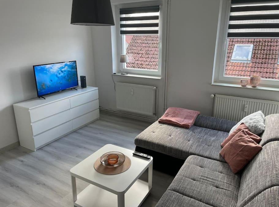Pasewalk Apartment | Modern-Stadtnah-Ruhig-Parkplatz und Geschirrspüler