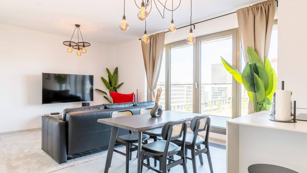 Sanem Apartment | Modern Stay: Balcony, Queen Bed, Near Suessem
