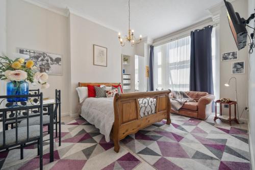 West Ealing Apartment | Modern Studio Apartment