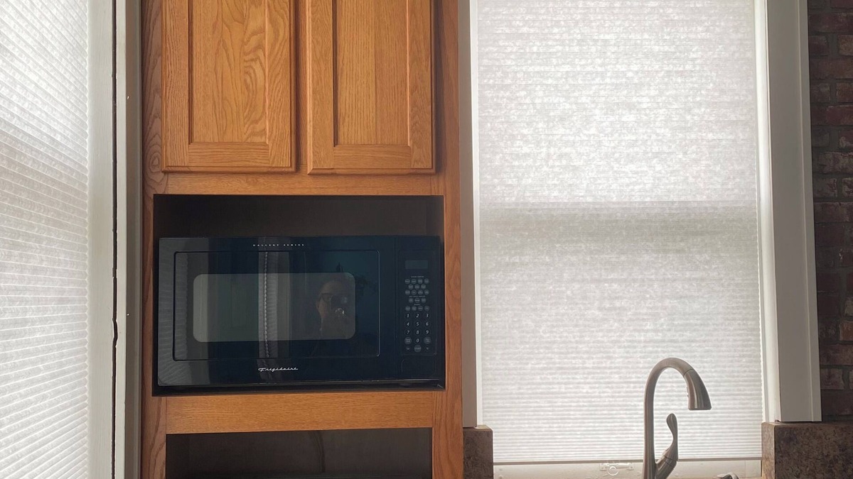 Ironton Apartment | Modern Studio Apartment on courthouse square