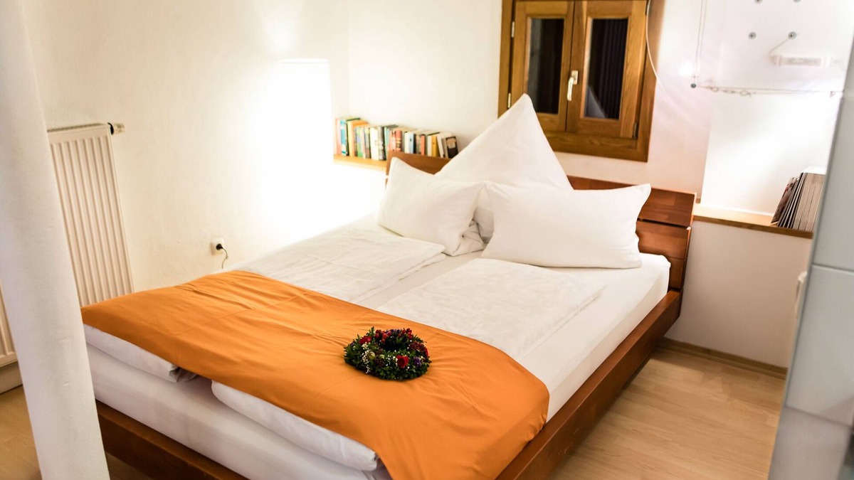 Landshut Apartment | Modern studio in the old town