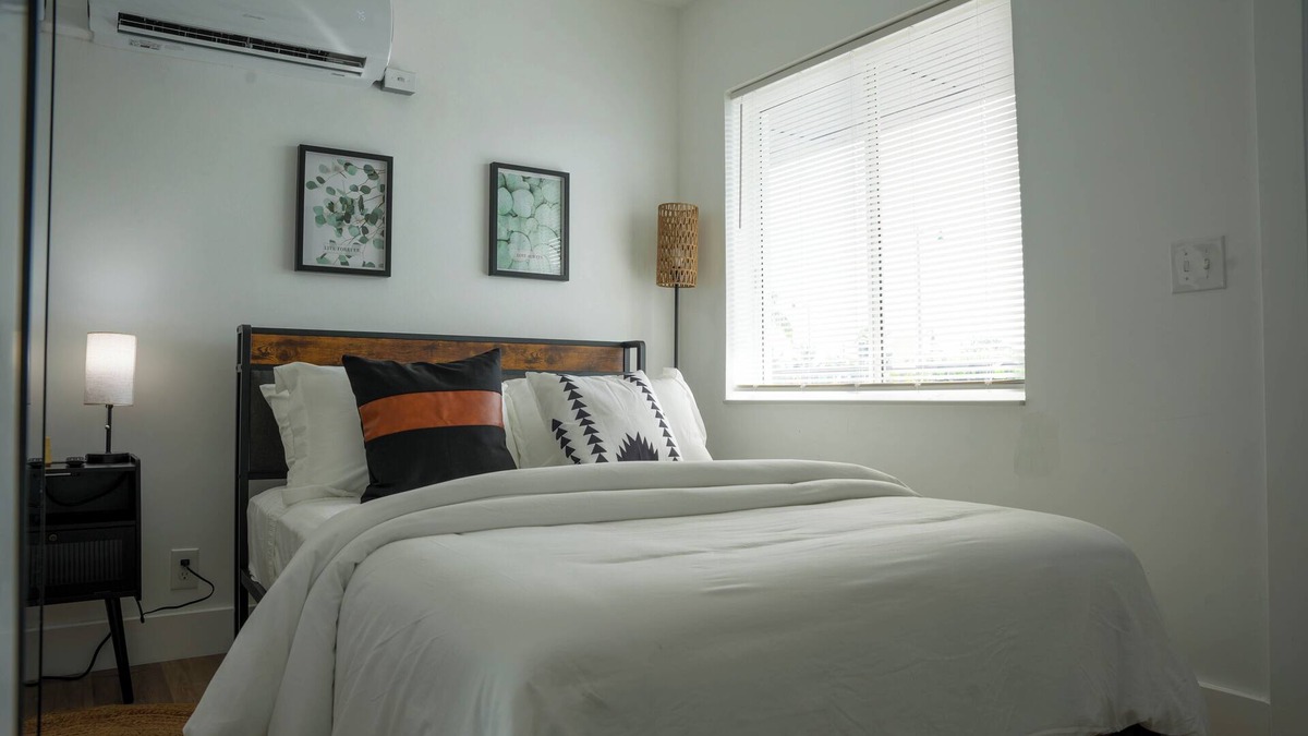 Old Northwood Historic District House | Modern Studio Near Downtown