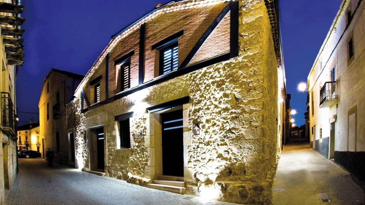Pradena Ski Chalet | Modern style country house with five star qualities