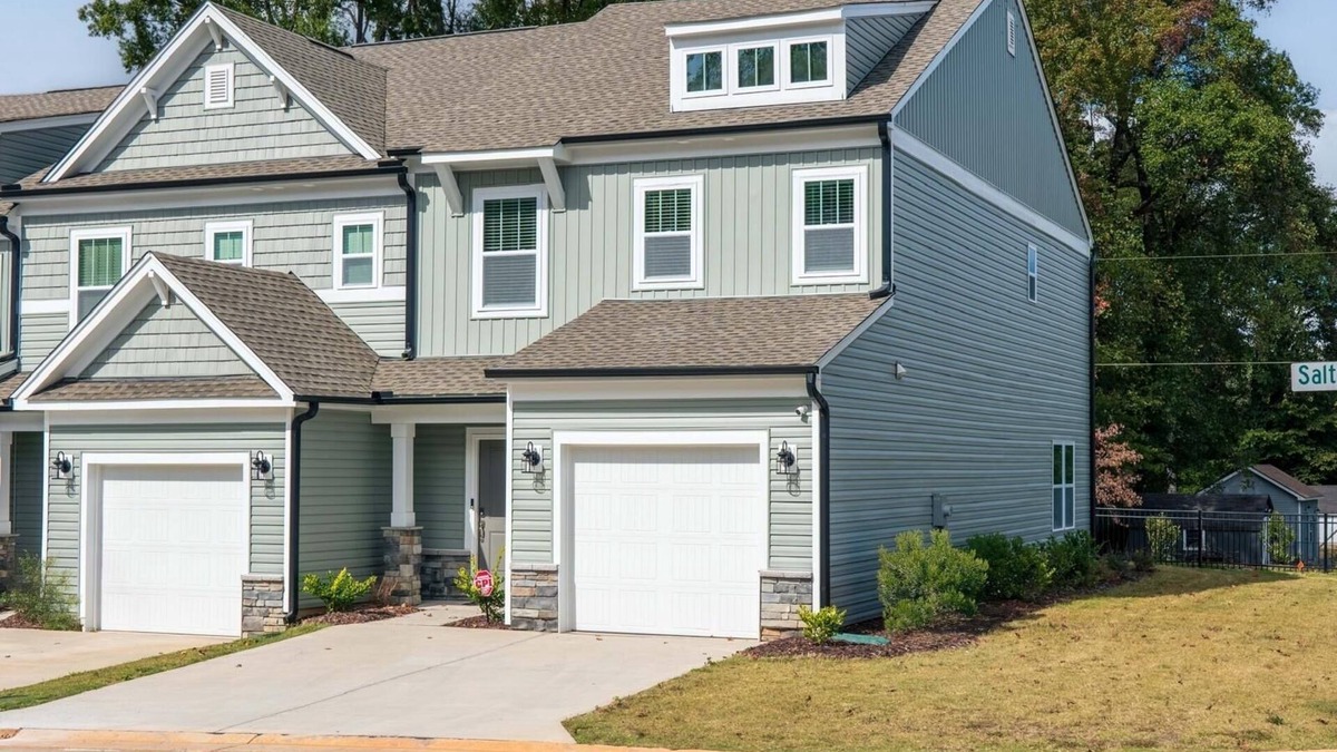 Greensboro House | Modern Stylish Townhome!2024