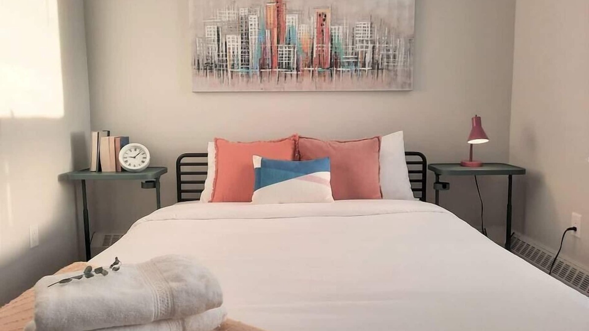 Inglewood Apartment | Modern Suite in Historic Bldg. Minutes to DT