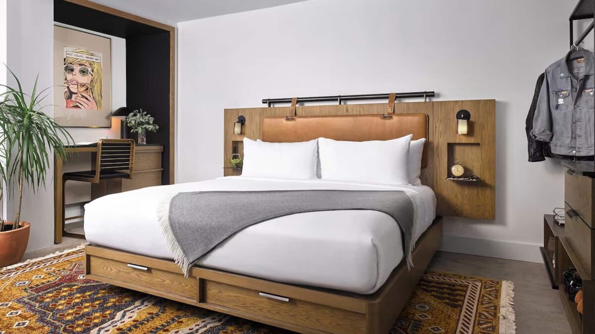 Dupont Circle Hotel | Modern Suite w/On-Site Dining & Pet-Friendly Amenities | Near White House