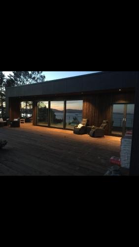 Strandvik House | Modern Summer Idyll in Fusa