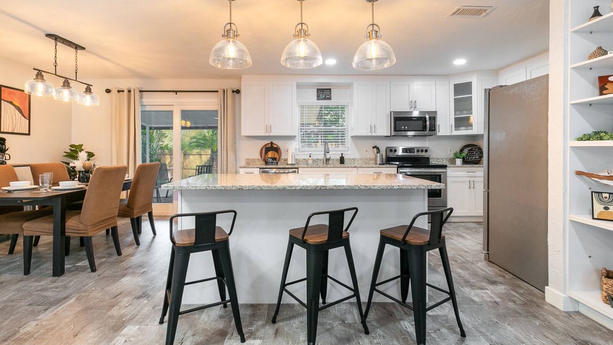 Gainesville House | Modern & Tasteful Pool Home Close to Devil's Millhopper Geological State Park