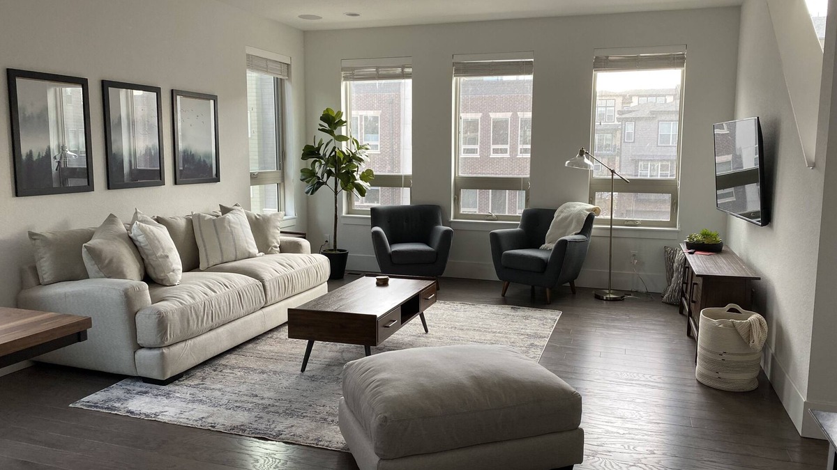 Superior House | Modern townhome w/rooftop patio. Mountain views. Easy access to Denver & Boulder