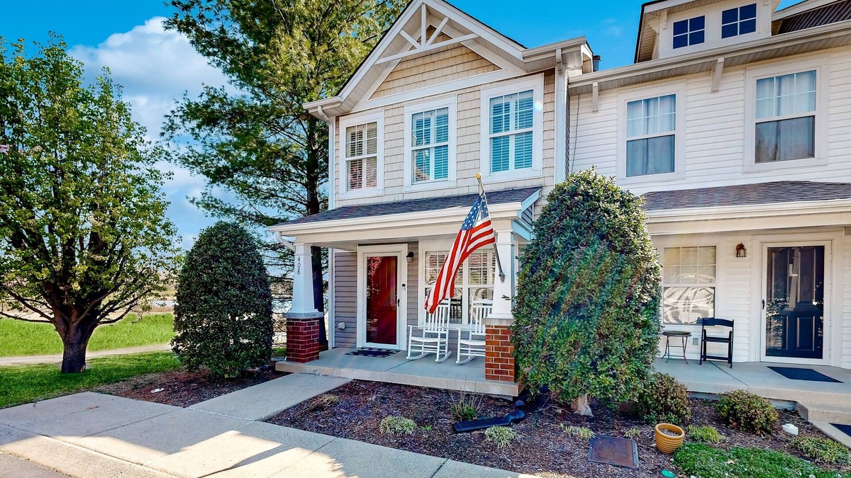 Nashboro Village House | Modern townhome with on-site golf & pool - water views, W/D, & central AC