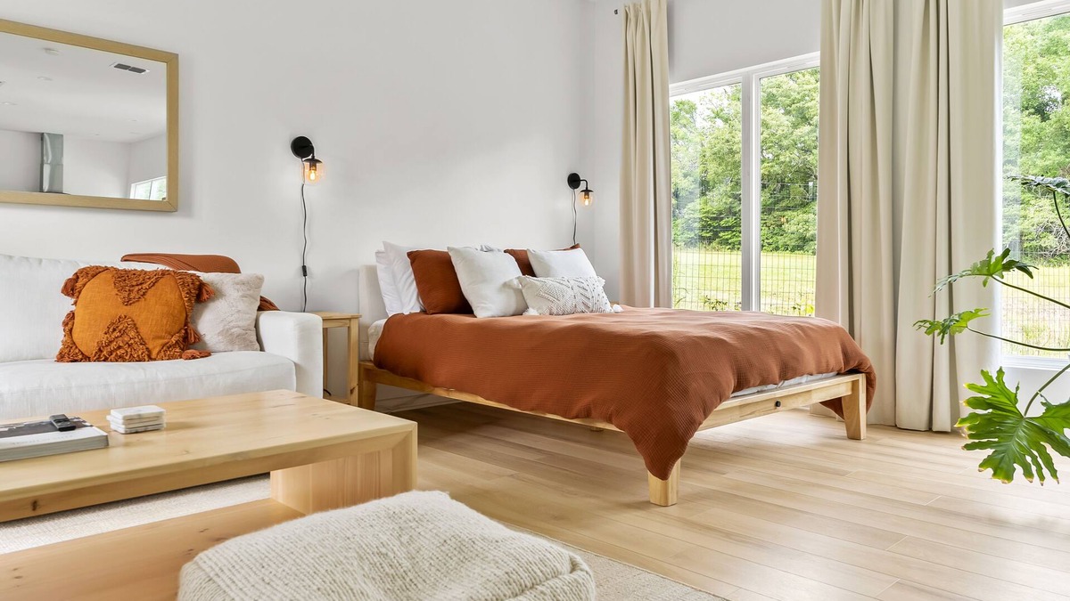 Garden Valley Apartment | Modern Tranquil Retreat on Fruit Orchard