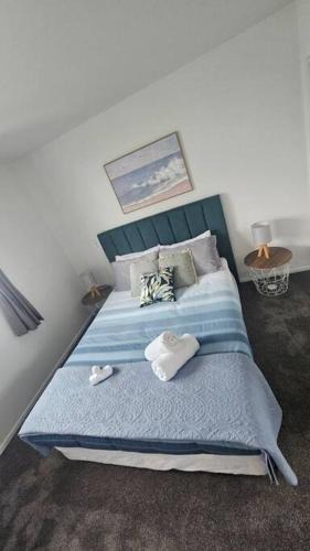 Lower Hutt Apartment | Modern, trendy apartment