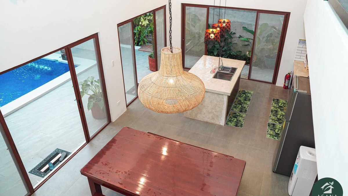 Amadeo Villa | Modern Tropical 2BR Villa & Pool Retreat in Amadeo