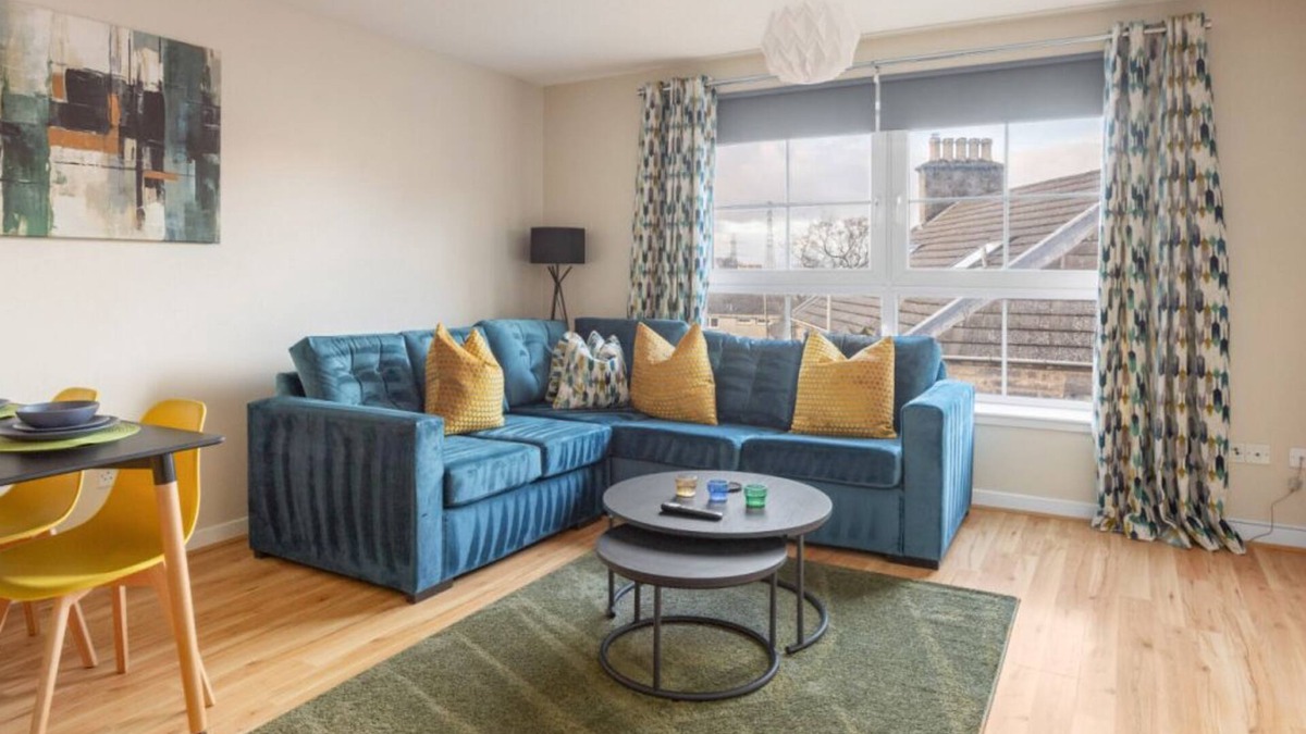 Kincardine House | Modern Two-Bedroom House in Alloa