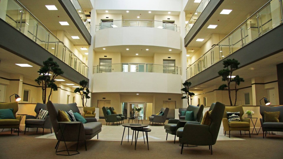 Welwyn Garden City Apartment | Modern Two Bedroom in Welwyn Garden City