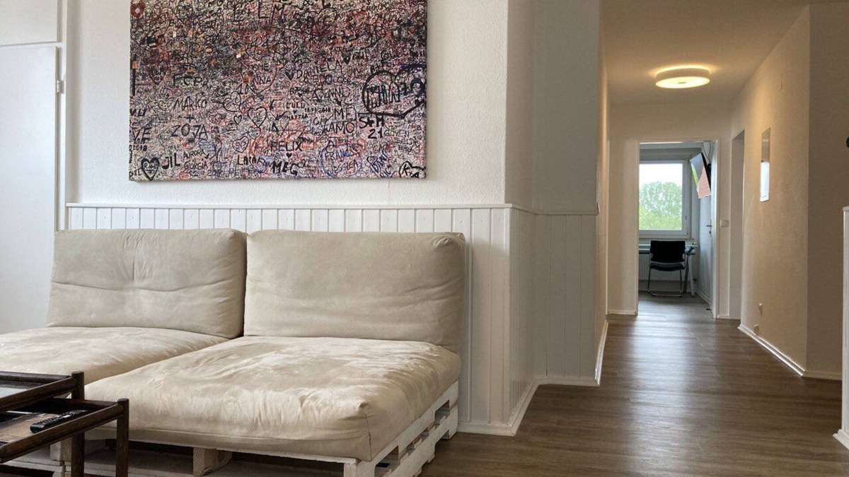 Grettstadt Apartment | Modern und hochwertig eingerichtetes Penthouse mit Balkon und kostenfreiem WLAN