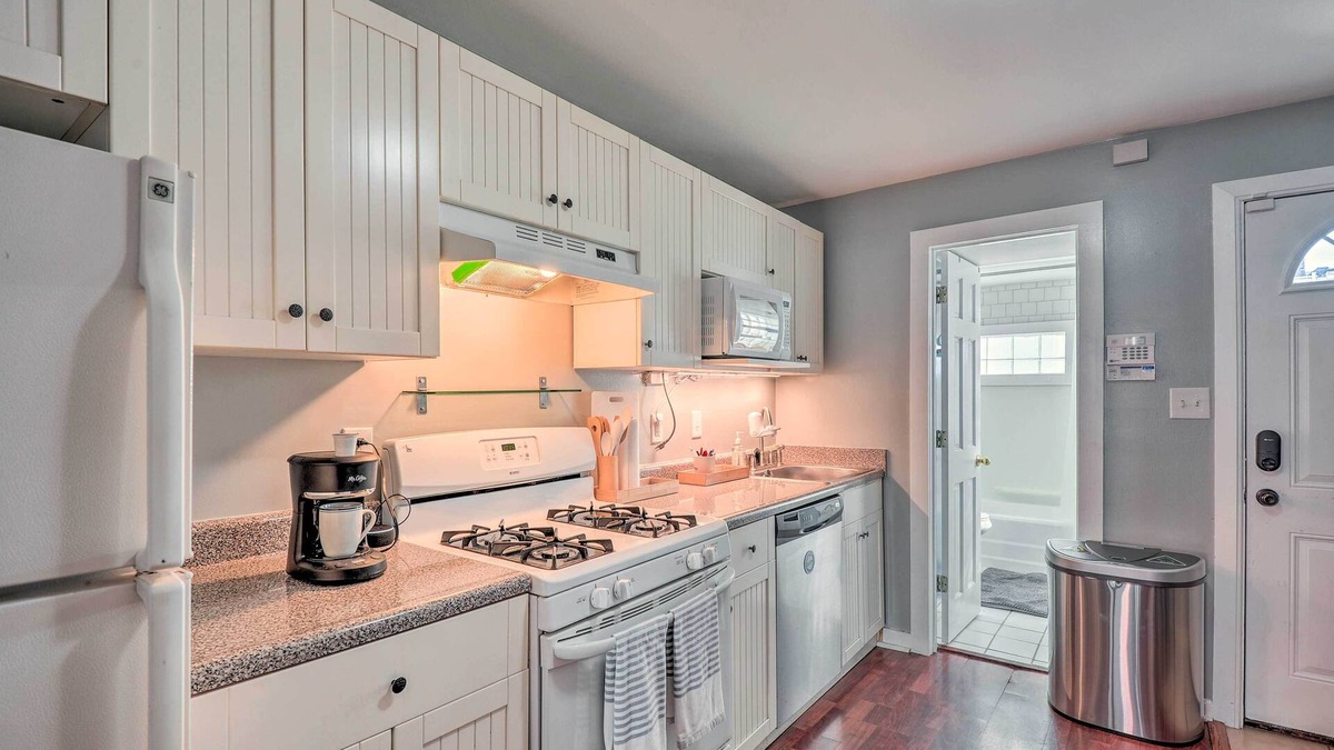Canton House | Modern Urban Escape in the Heart of Baltimore!