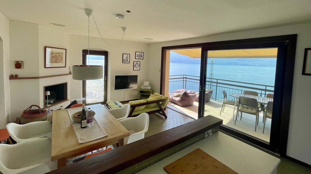 Torri del Benaco Condo | Modern vacation apartment with lake view on Lake Garda
