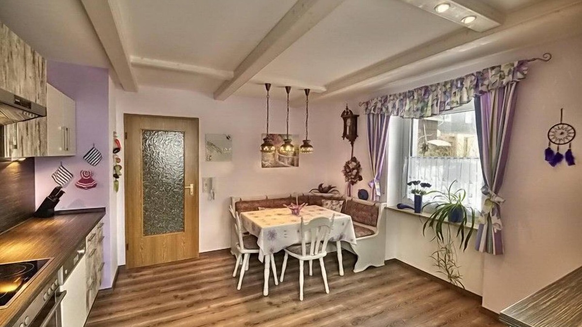 Nordhalben Apartment | Modern vacation apartment (90 sqm) for up to 7 people