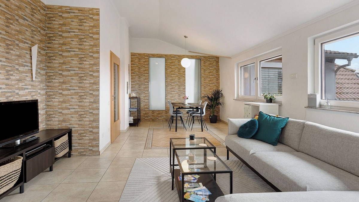 Radolfzell am Bodensee Apartment | Modern vacation apartment with lake view and balcony directly on the Lake Constance cycle path