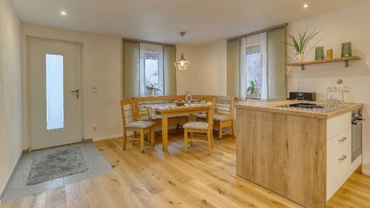 Roehrnbach Apartment | Modern vacation apartment (65 sqm) for 2 people with large terrace