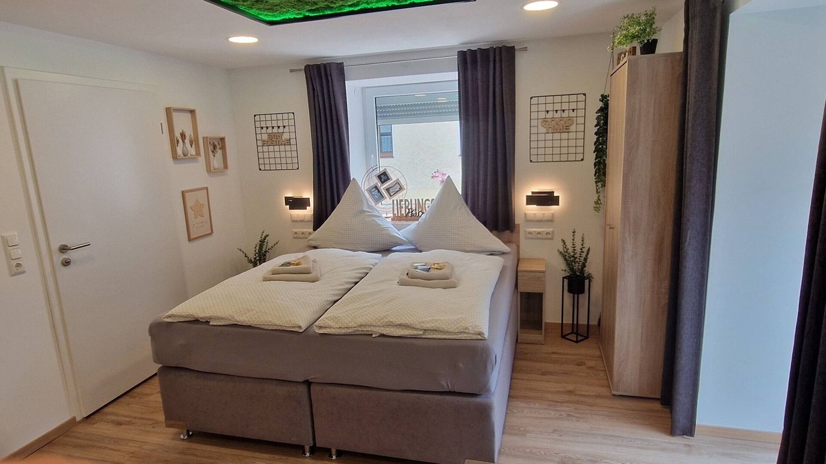 Posing Apartment | Modern vacation apartment/apartment fully equipped, incl. WLAN, additional costs