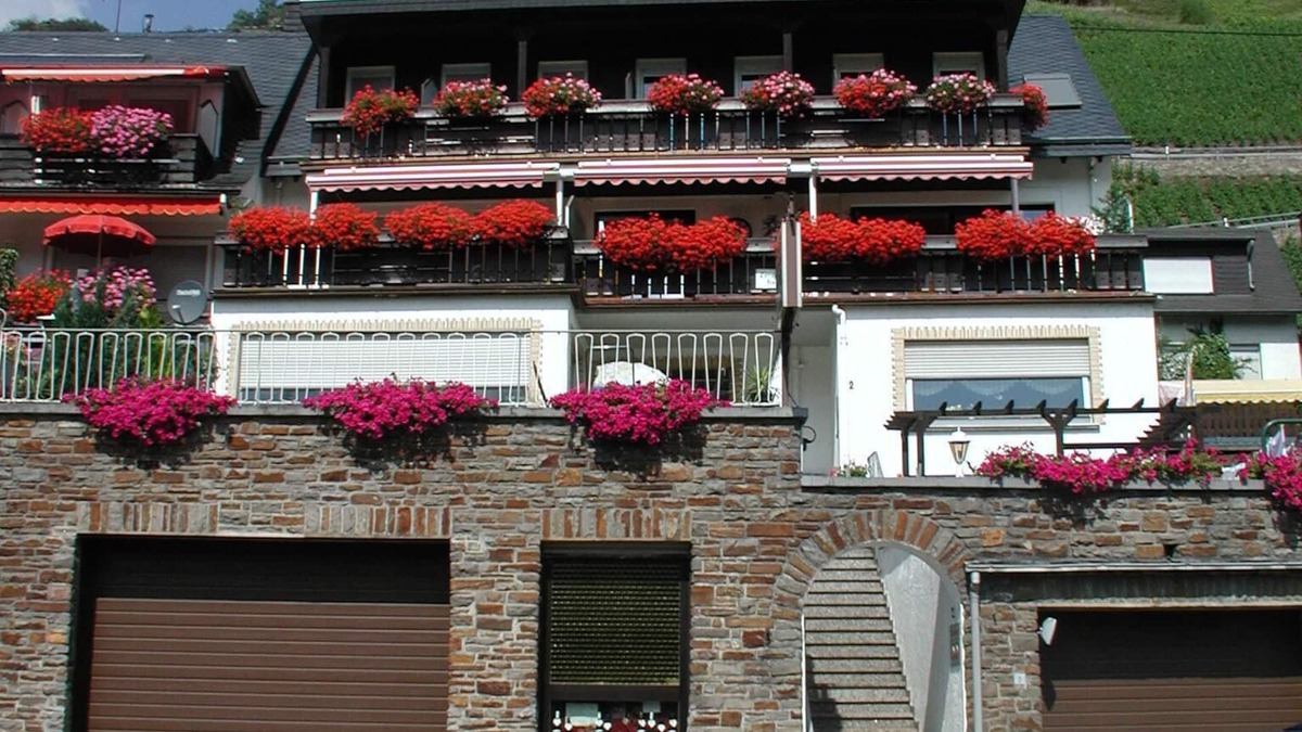 Valwig Apartment | Modern vacation apartment (non-smoking) with balcony and direct view of the Moselle